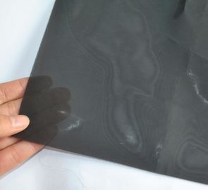25 / 37 50/115 traitement hydrophobe du tissu de maille de polyester de micron 150cm au loin