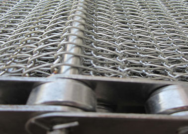 Chauffez le métal lourd Mesh Conveyor Belt, de fil de pomme de terre d'acier inoxydable de nourriture de tunnel de rétrécissement l'acier au carbone 304 316