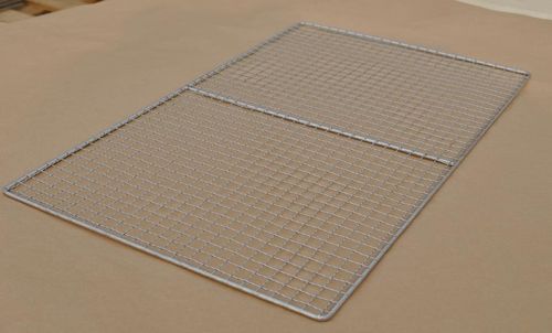 Latest company news about Plateaux de maille en métal de BBQ 13000 morceaux