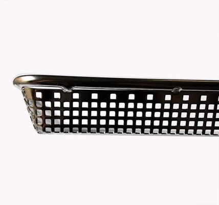 Un bon prix. Fil fait sur commande Mesh Tray For Meat Roasting d'acier inoxydable de la taille 316l en ligne