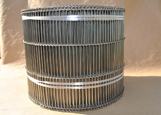 Un bon prix. Adapté aux besoins du client classez l'acier inoxydable plat de 1mm Flex Wire Mesh Conveyor Belt en ligne