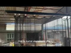 Rideau en spirale tissé décoratif en métal pour façade de couleur or