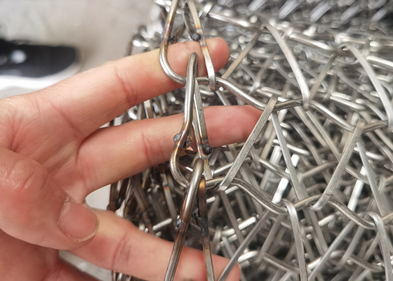 Résistance à la chaleur 5,4 m Large 304 en acier inoxydable en spirale courbes de liaison en fil plat pour séchoir de placage en contreplaqué