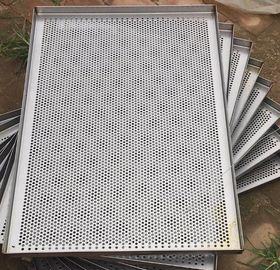Un bon prix. Chemin de câbles perforé de casier métallique en métal, plaque de cuisson d'acier inoxydable pour le traitement des denrées alimentaires des produits alimentaires en ligne