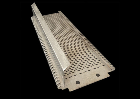 Un bon prix. Chauffure de tunnel industriel en acier inoxydable métallique 304 plaque de déflecteur chaîne de liaisons de chaîne de plaque perforée convoyeur de treillis de ceinture ss316 en ligne