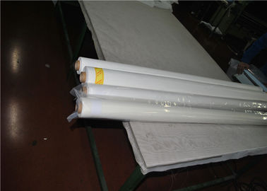 Un bon prix. Tissu de boulonnage de polyester de résistance à l'eau avec le jaune et le blanc de monofilament en ligne