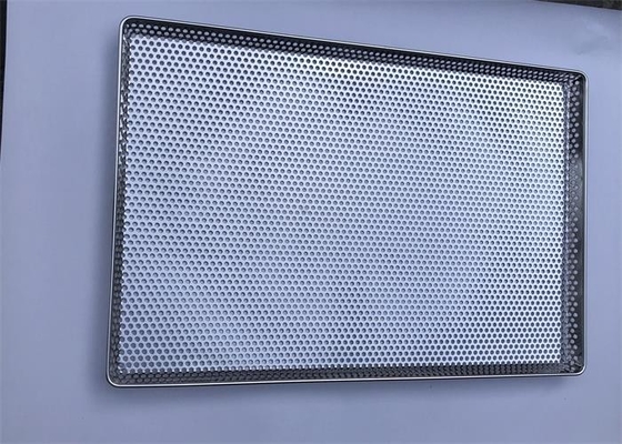 Un bon prix. Taille personnalisée Séchage de qualité alimentaire plateau de cuisson perforé en acier inoxydable pour four en ligne