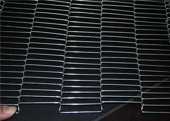Bande de conveyeur de maillon de chaîne de grillage en métal d'acier inoxydable de surface plane avec équilibré