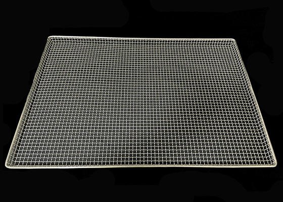 Un bon prix. Grade alimentaire 18x26 pouces en acier inoxydable 316 plateaux de séchage perforés soudés en métal pour herbe en ligne