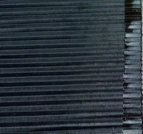 Un bon prix. 1,7 maille en spirale noire de monofilament de polyester de 3,35 mètres pour la machine large de Pinter en ligne