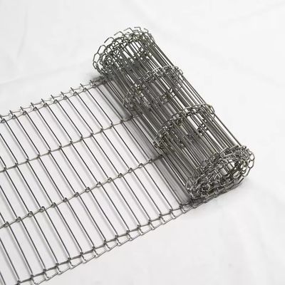 Un bon prix. SS304 316 Chaîne en chocolat à maillons en acier inoxydable Treillis métallique Convoyeur à courroie flexible pour boulangerie en ligne