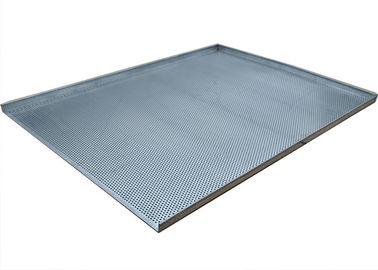 Un bon prix. Plateau perforé en aluminium de cuisson en métal pour faire ou rôtir cuire au four, 600X800mm ou adapté aux besoins du client en ligne