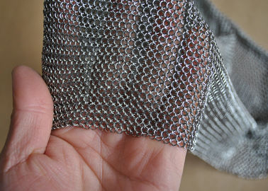 Un bon prix. longueur soudée d'épurateur de Chainmail d'acier inoxydable du diamètre 304L d'anneau de 3.81mm adaptée aux besoins du client en ligne