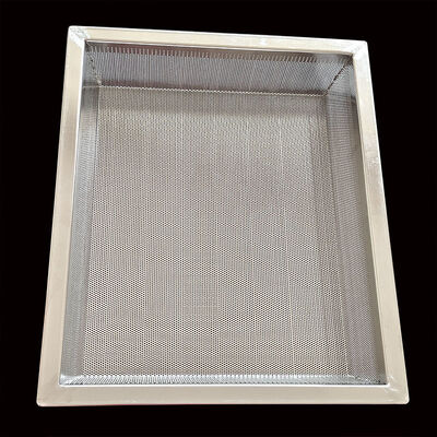 Un bon prix. Maille de séchage en métal de qualité alimentaire, acier inoxydable 304, plaque de cuisson perforée pour four en aluminium 800X600 18x26 pouces en ligne
