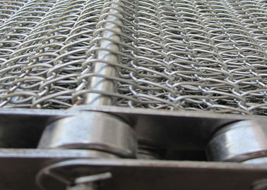 Un bon prix. Chauffez le métal lourd Mesh Conveyor Belt, de fil de pomme de terre d'acier inoxydable de nourriture de tunnel de rétrécissement l'acier au carbone 304 316 en ligne