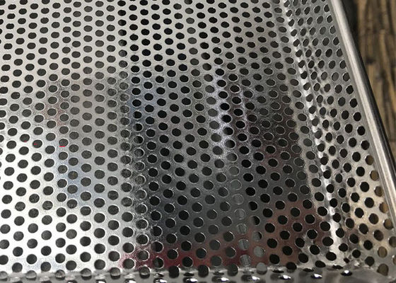 Metal le plateau perforé 304 de maille de déshydrateur de plateau de cuisson de four de pouce 18x26