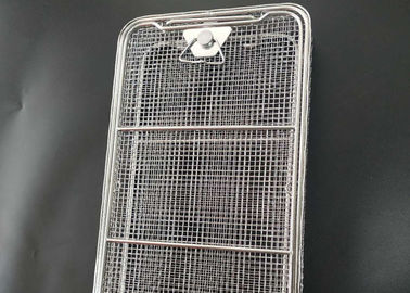 Un bon prix. Panier de stérilisation médical de maille d'acier inoxydable de 304 6mm en ligne