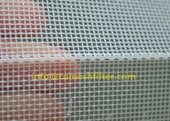 Un bon prix. Polyester Mesh Belt For Drying Mining de la perforation rectangulaire 0.4mm en ligne