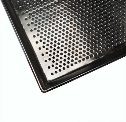 Un bon prix. casserole perforée de cuisson d'acier inoxydable de la nourriture 0.8mm de pouce 18x26 en ligne