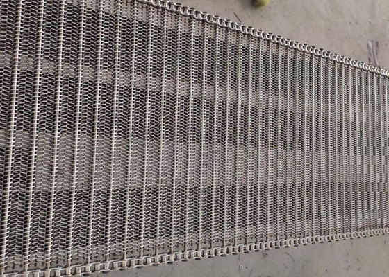 Un bon prix. Chaîne de cuisson et de refroidissement Mesh Conveyor Belt de GV Ss304 en ligne